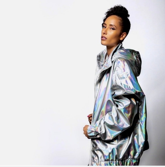 Choosy Founders Jacket Holographic Iridescent Oversized Windbreaker NWT Size 18 - Picture 3 of 9